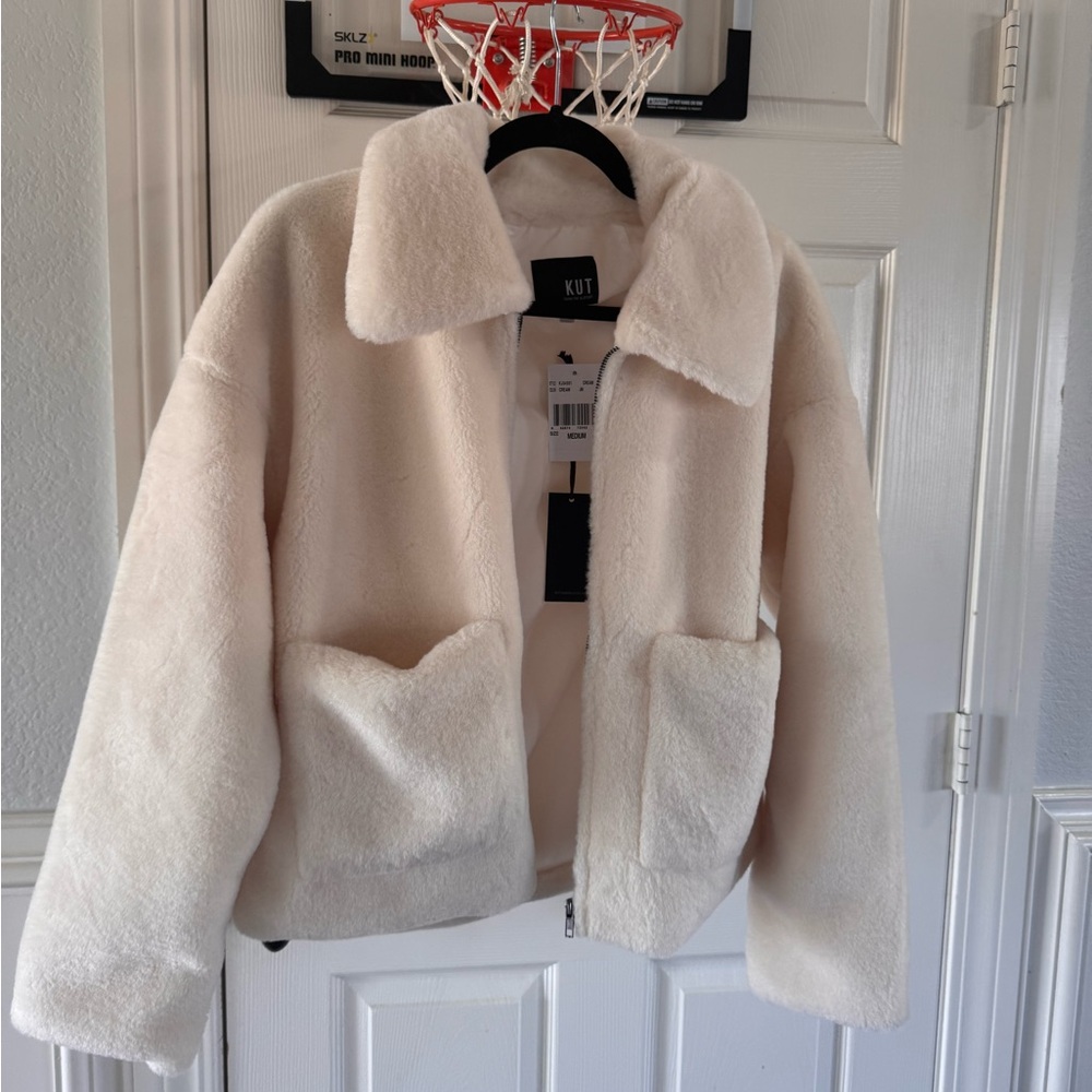KUT drea faux fur jacket medium NWT